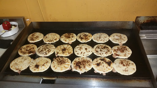 Grocery Store «Pupuseria Mister», reviews and photos, 1129 Cedar Lane Rd, Greenville, SC 29617, USA