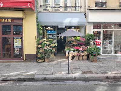 Pacha Boutique Sarl à Paris