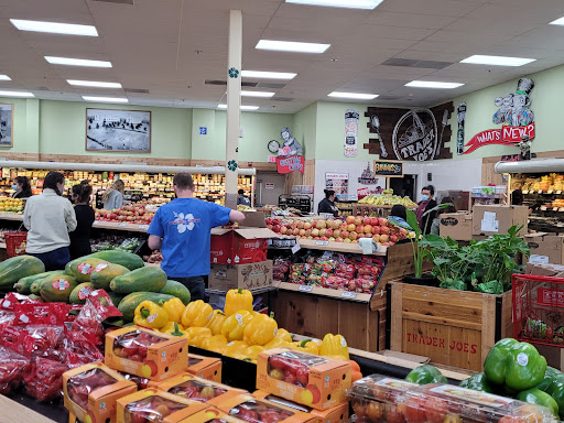 Shopping Mall «Oakway Center», reviews and photos, 2350 Oakmont Way #204, Eugene, OR 97401, USA