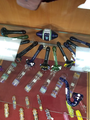 Tobacco Shop «Pure Virtue Glass», reviews and photos, 5481 Randolph Rd, Rockville, MD 20852, USA