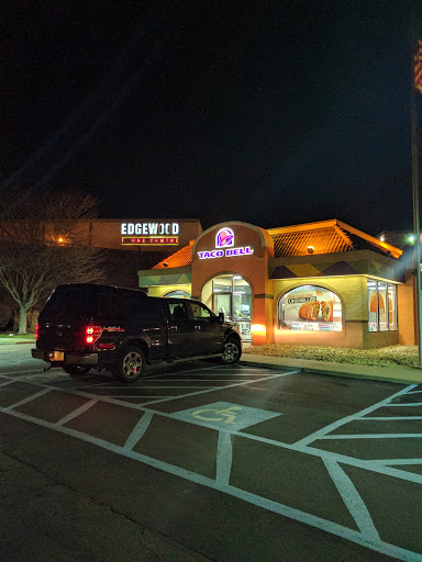 Shopping Mall «Edgewood Towne Centre», reviews and photos, 1763 S Braddock Ave, Pittsburgh, PA 15218, USA