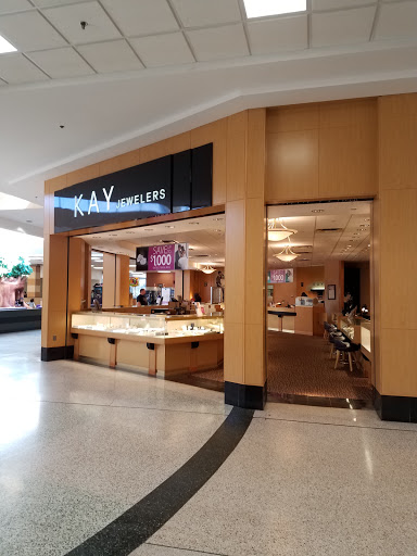 Kay Jewelers, 3800 Merle Hay Rd #500, Des Moines, IA 50310, USA, 