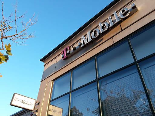 Cell Phone Store «T-Mobile», reviews and photos, 462 Washington St, Brighton, MA 02135, USA