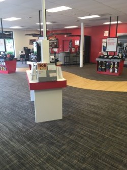 Cell Phone Store «Verizon Authorized Retailer, TCC», reviews and photos, 305 Boston Rd, North Billerica, MA 01862, USA