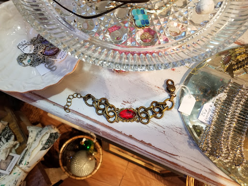 Shopping Mall «West End Garage, Cape May», reviews and photos, 484 W Perry St, Cape May, NJ 08204, USA