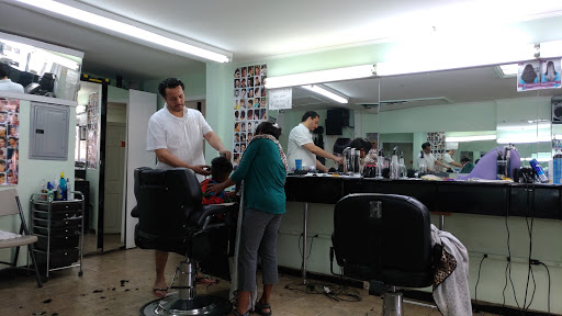 Beauty Salon «Muskan Beauty Parlor», reviews and photos, 157 Tonnelle Ave, Jersey City, NJ 07306, USA
