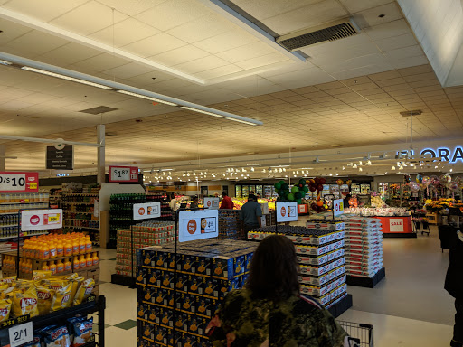 Supermarket «Stop & Shop», reviews and photos, 150 New Park Ave, Hartford, CT 06106, USA