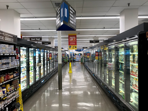 Grocery Store «Food Lion», reviews and photos, 2817 Shore Dr, Virginia Beach, VA 23451, USA