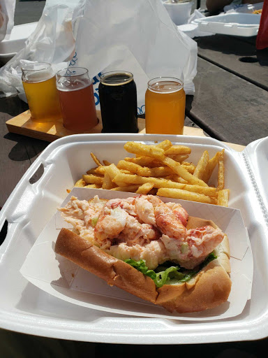 Seafood Market «Bob Lobster», reviews and photos, 49 Plum Island Turnpike, Newbury, MA 01951, USA