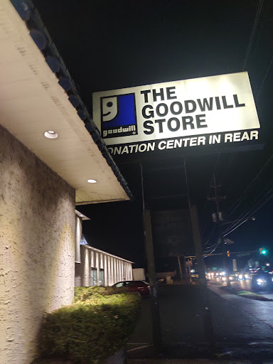 Thrift Store «Goodwill», reviews and photos, 5461 Marlton Pike # 2, Pennsauken Township, NJ 08109, USA