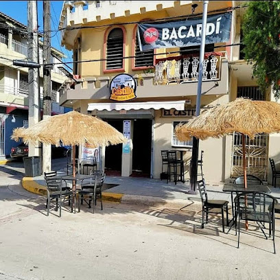 El Castillo Historical Bar & Tapas - 31 Cll Padial, Manatí, 00674, Puerto Rico