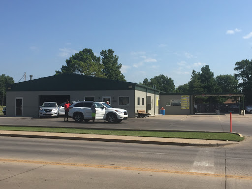 Tender Touch Auto Wash Inc en Muskogee