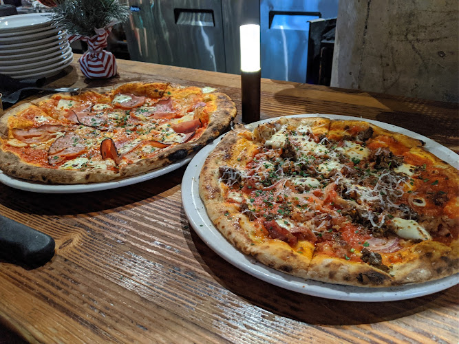 Best Wood Fired pizza place in Oakland - Forge Handcrafted Pizza
