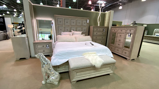 Furniture Store «Value City Furniture», reviews and photos, 3355 Mall Loop Dr, Joliet, IL 60431, USA