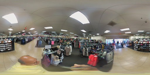Clothing Store «Burlington Coat Factory», reviews and photos, 3800 US-98 #510, Lakeland, FL 33809, USA