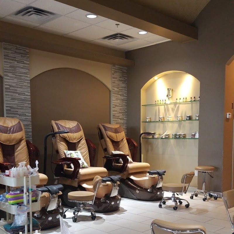 Discovery Nails & Spa