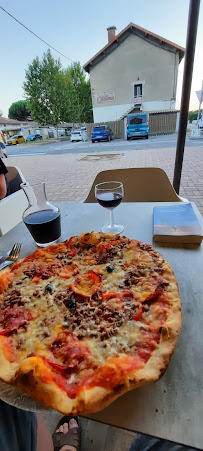 Plats et boissons du Pizzeria Chez Nina Salin à Arles - n°2