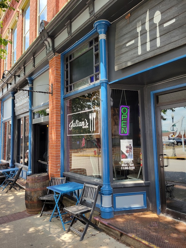Julian's Bar & Grill 16335