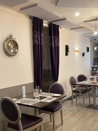 Atmosphère du Restaurant La Table de Bruno à Saint-Maximin-la-Sainte-Baume - n°10