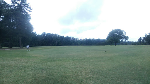 Golf Course «Raleigh Golf Association», reviews and photos, 1527 Tryon Rd, Raleigh, NC 27603, USA