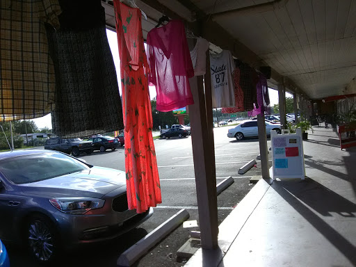 Thrift Store «Hidden Treasures», reviews and photos, 8240 Causeway Blvd, Tampa, FL 33619, USA