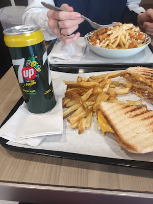 Ocasual Fastfood - livraison jusqu'à 2h00 du matin à Pau
