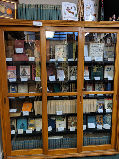 Used Book Store «B Street Books», reviews and photos, 301 S B St, San Mateo, CA 94401, USA