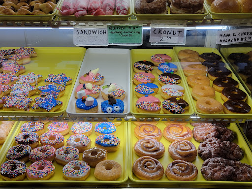 Donut Shop «Howdy Donuts», reviews and photos, 3267 Bee Cave Rd, Austin, TX 78746, USA