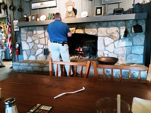 American Restaurant «Cracker Barrel Old Country Store», reviews and photos, 3954 Grandview Dr, Simpsonville, SC 29680, USA
