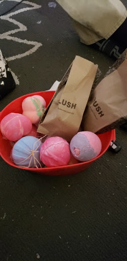 Cosmetics Store «LUSH Fresh Handmade Cosmetics», reviews and photos, 7900 Shelbyville Rd, Louisville, KY 40222, USA