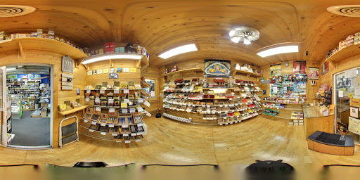 Tobacco Shop «Knuckleheads Tobacco & Gifts», reviews and photos, 550 State St, Madison, WI 53703, USA