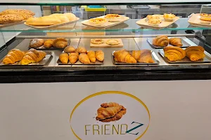 FriendZ Croissanteria image