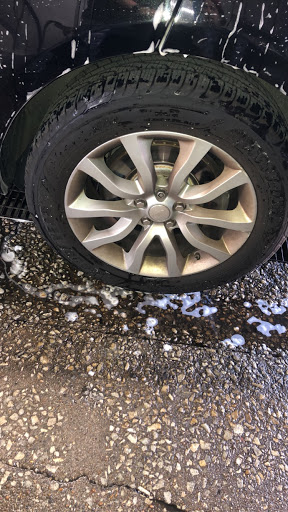 Car Wash «E Z Clean Hand Car Wash Inc», reviews and photos, 5606 95th St, Oak Lawn, IL 60453, USA