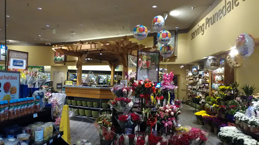 Grocery Store «Safeway», reviews and photos, 17539 Vierra Canyon Rd, Prunedale, CA 93907, USA