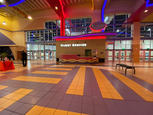 Movie Theater «Regal Cinemas Southland Mall 16», reviews and photos, 20505 S Dixie Hwy, Cutler Bay, FL 33189, USA