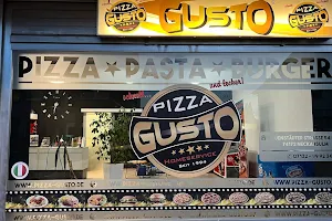 Pizza Gusto image