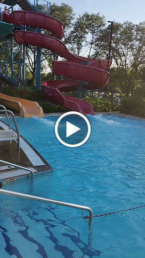 Water Park «Paradise Bay Water Park», reviews and photos, 437 E St Charles Rd, Lombard, IL 60148, USA