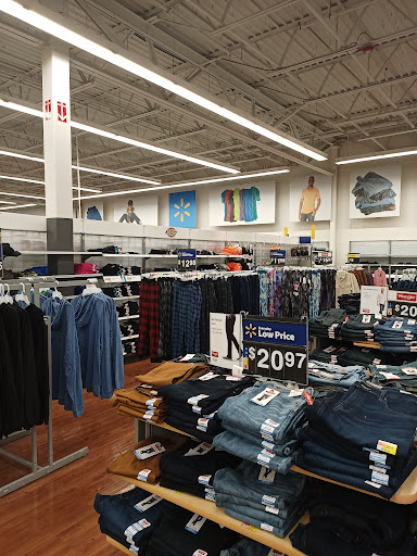 Discount Store «Walmart», reviews and photos, 301 Falls Blvd, Quincy, MA 02169, USA