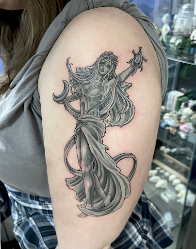Explore mn tattoo ideas, creative tattoo ideas in Lawrence, available at Red 5 Tattoo