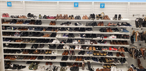 Clothing Store «Ross Dress for Less», reviews and photos, 4919 E 41st St, Tulsa, OK 74135, USA