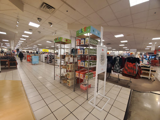 Department Store «JCPenney», reviews and photos, 3800 US Hwy 98 N #200, Lakeland, FL 33809, USA