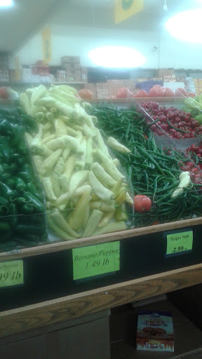 Produce Market «Papaya Fruit Market», reviews and photos, 14615 Warren Ave, Dearborn, MI 48126, USA