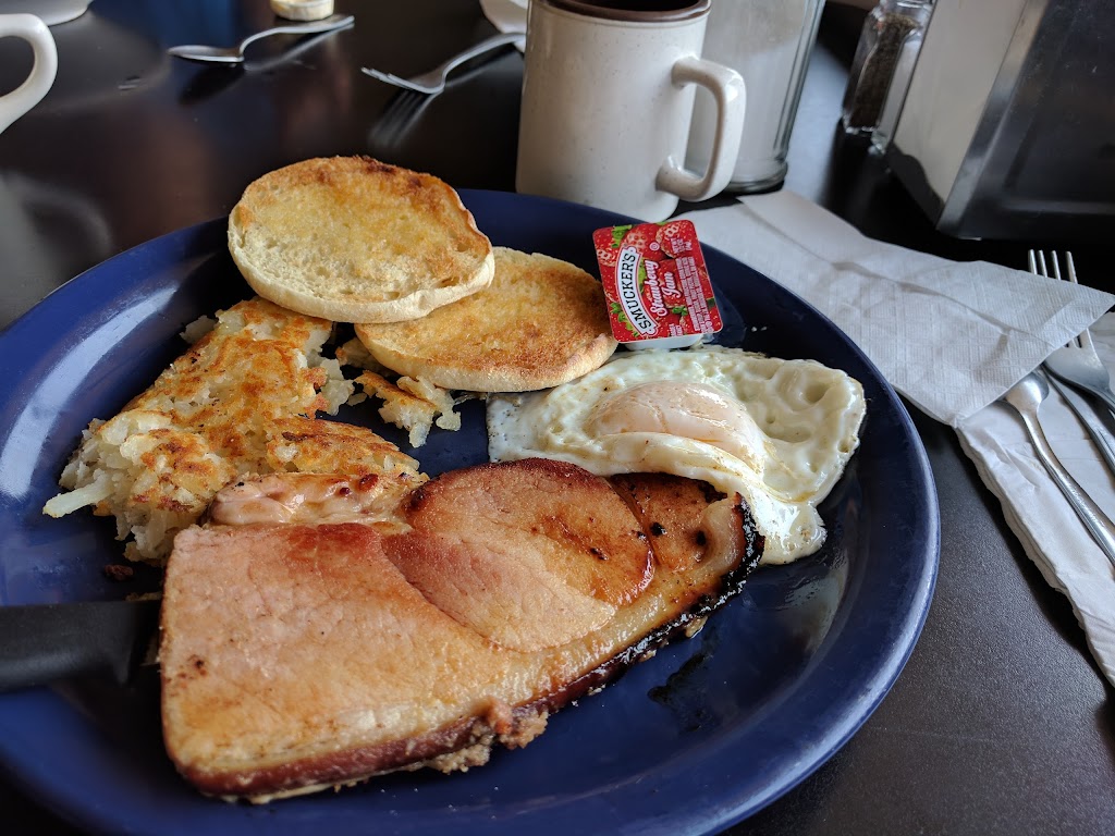 Treats Highway 42 Cafe 97481