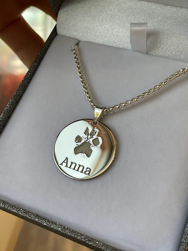 Jewelry Store «Edward Warren Jewelers», reviews and photos, 1610 Cross Creeks Blvd, Pickerington, OH 43147, USA