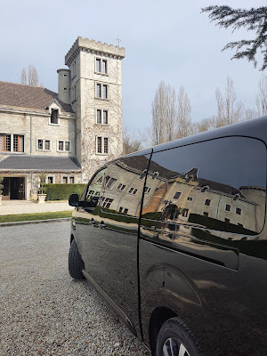 DL CHAUFFEUR Grande Remise Premium à Béligneux