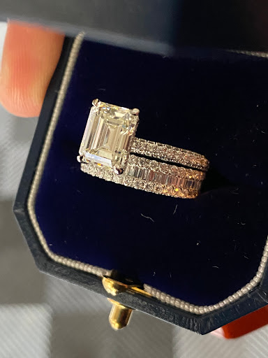 Jewelry Store «Shaftel Diamond Co.», reviews and photos, 6222 Richmond Ave #150, Houston, TX 77057, USA