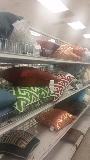 Clothing Store «Ross Dress for Less», reviews and photos, 2415 N Monroe St, Tallahassee, FL 32303, USA