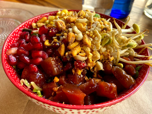 MOANA POKÉ