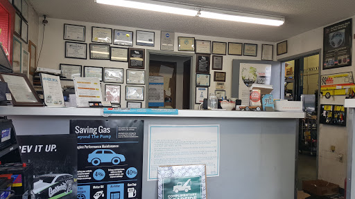 Auto Repair Shop «Everett Auto Clinic», reviews and photos, 3132 Rucker Ave, Everett, WA 98201, USA