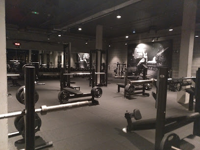 McFit Gijon - C. Carlos Marx, 7, 33207 Gijón, Asturias, Spain